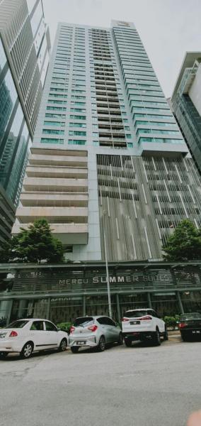 Mercu Summer Suits KLCC Apartments